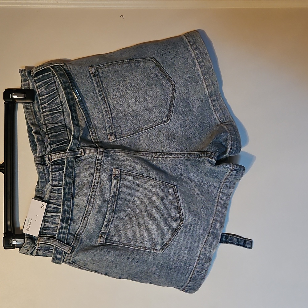 KanCan High Rise Shorts - Picture 3 of 4